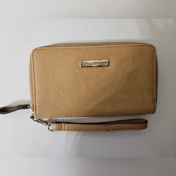 Enzo Angiolini Bags Enzo Angiolini Tan Faux Leather Wristlet